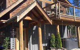 Black Bear Guesthouse